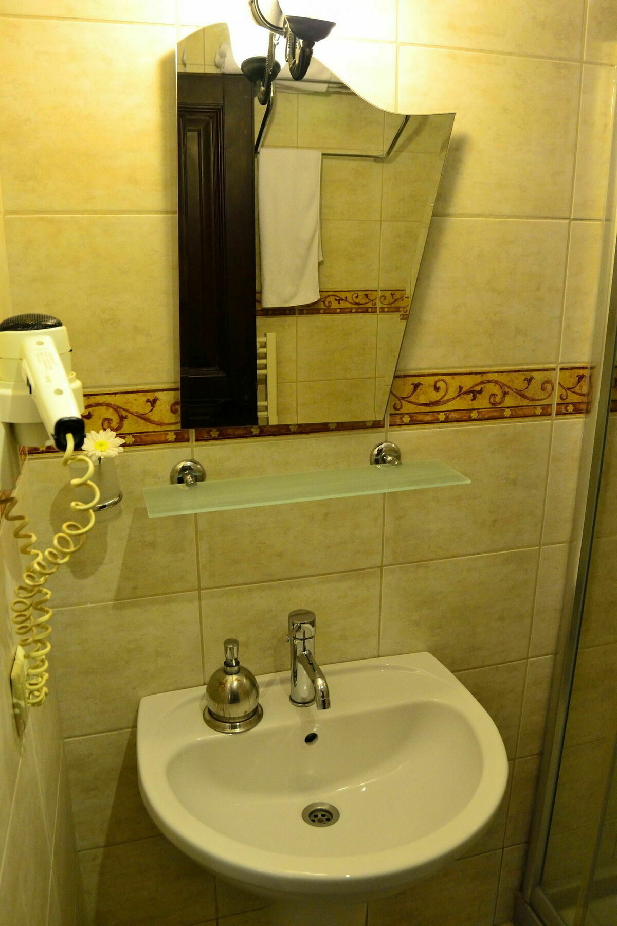 Hotel Alp Guesthouse İstanbul Dış mekan fotoğraf